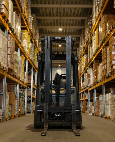 Gerbeur sur une plateforme logistique - Evras Déménagements